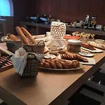Aenos أرغوستولي