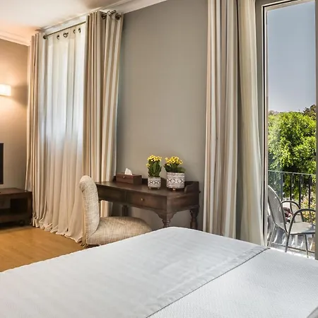 Aenos Hotel