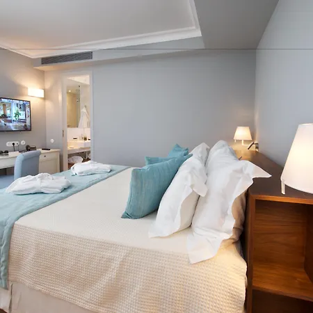 Aenos 아르고스톨리온