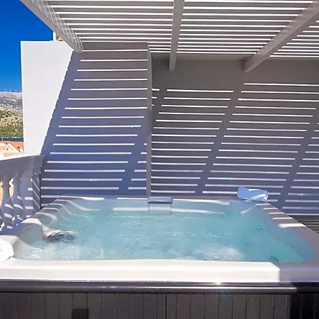 Aenos Hotel Argostoli (Kefalonia)