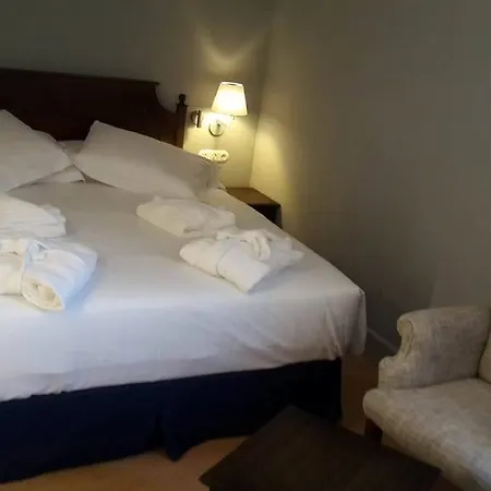 Aenos Hotel